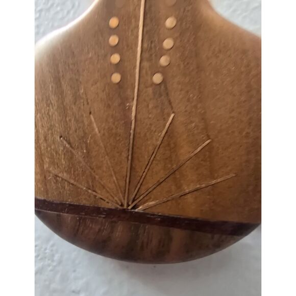 Southwest Artisan Wood w Brass Inlay ~ Pot w Yucca Plant Design Signed Brooch - Picture 5 of 7